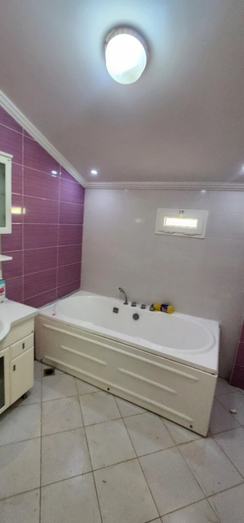 Location vacances Appartement F6 Alger El achour