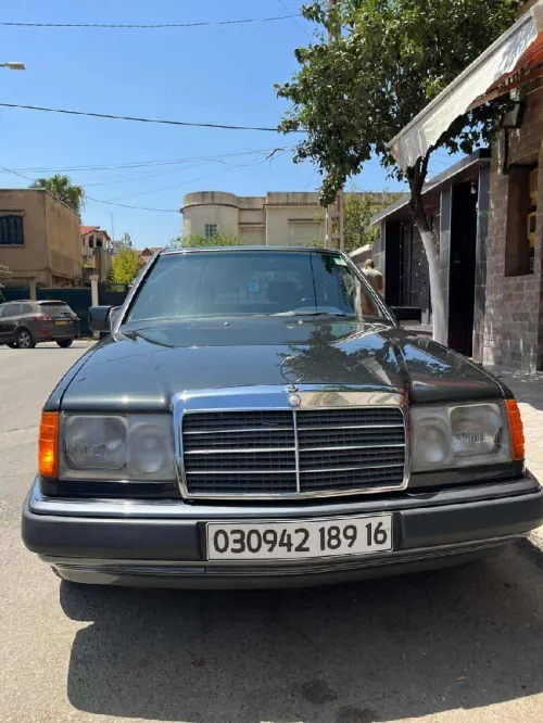Mercedes E200 1989 
