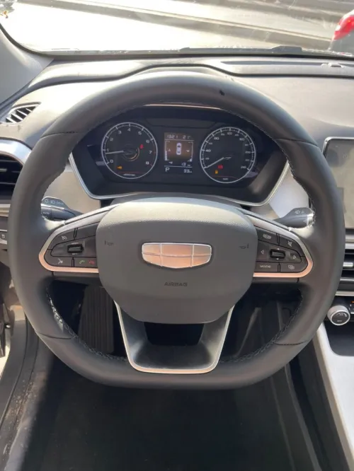 Geely Coolray 2025 BASIC