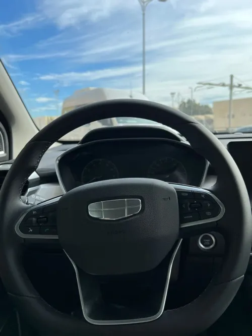 Geely Coolray 2025 BASE