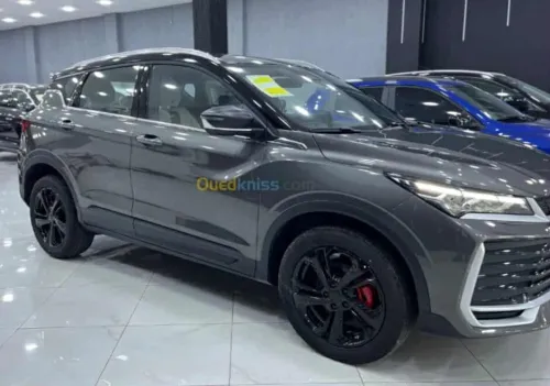 Geely Coolray 2025 fol
