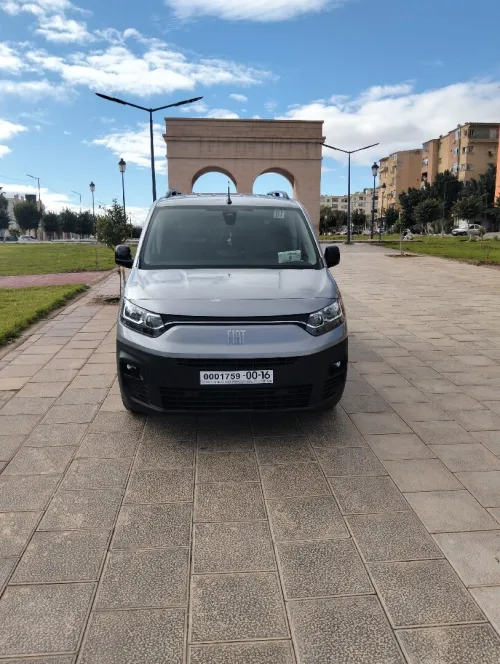 Fiat Doblo 2024 ITALIE