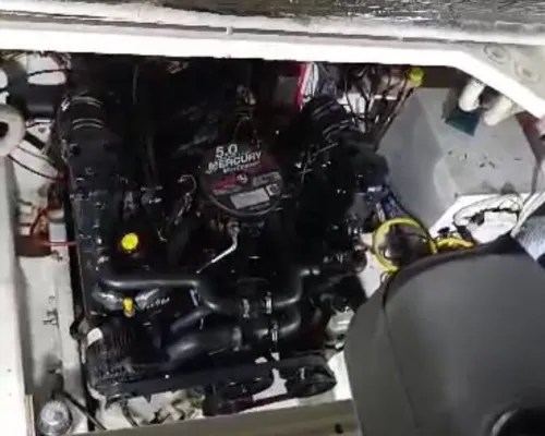 Mercruiser 5.0 Carburateur Mercruiser 5.0 Carburateur 2010