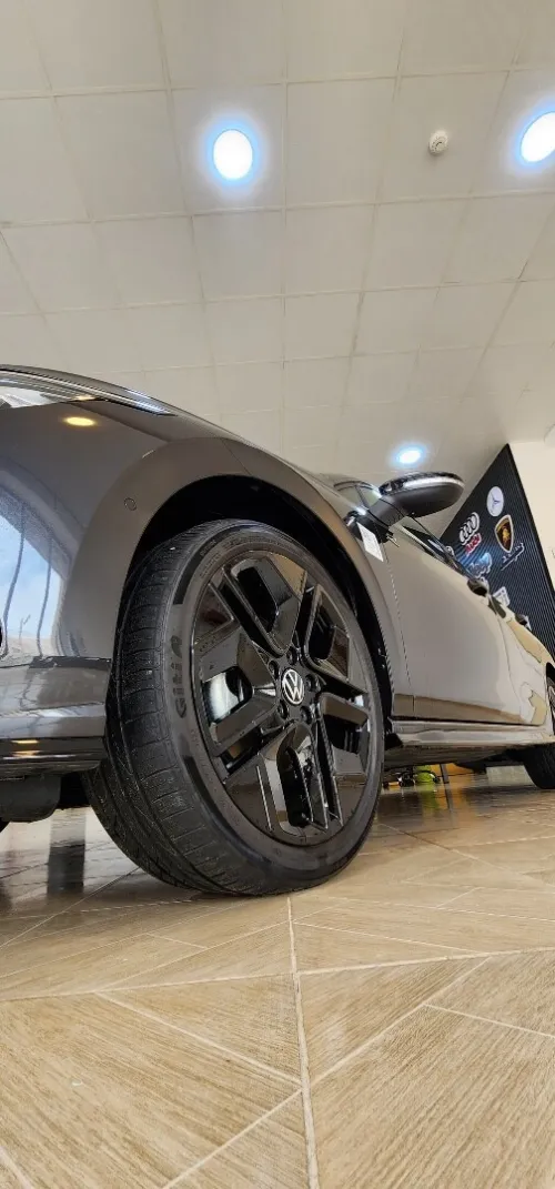 Volkswagen Golf 8 2026 R Black Edition 