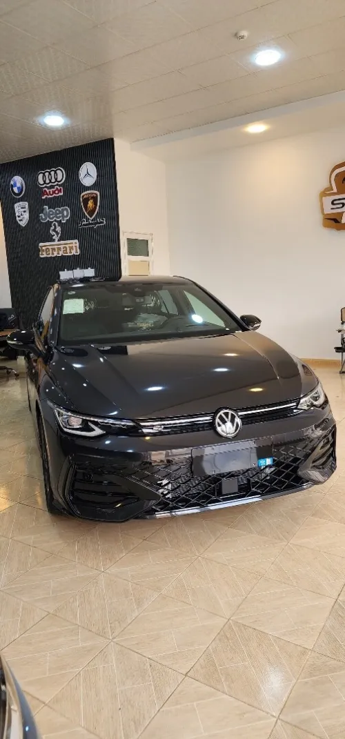 Volkswagen Golf 8 2026 R Black Edition 
