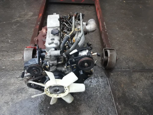 MOTEUR AVEC BOITE