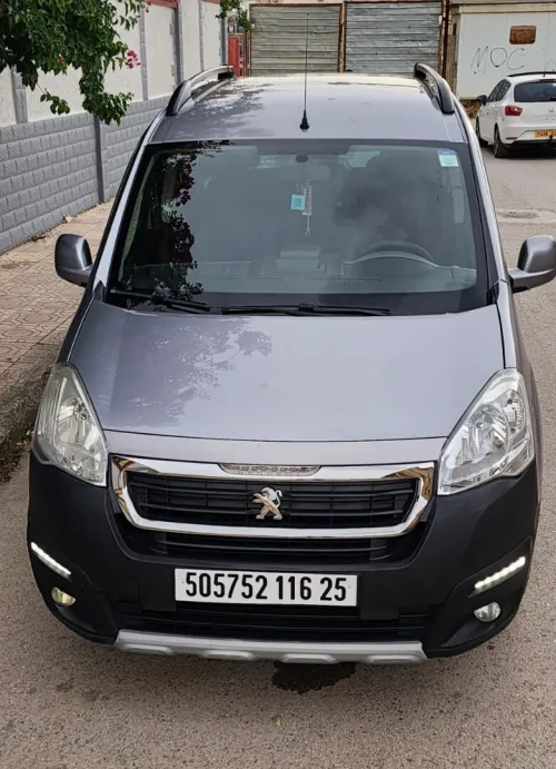 Peugeot Partner 2016 Tepee Allure 