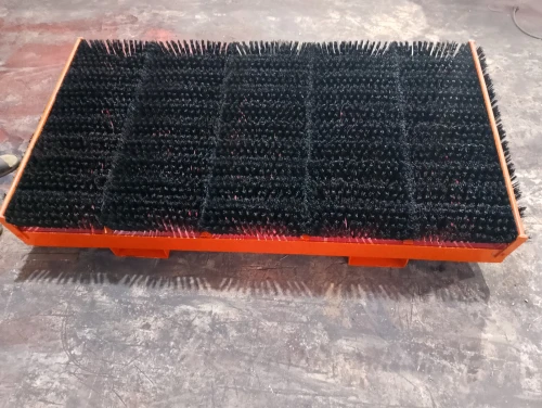 Balayeuse industrielle pour chariot élévateur Fixation fourches