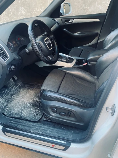Audi Q5 2011 S Line Pack Tech