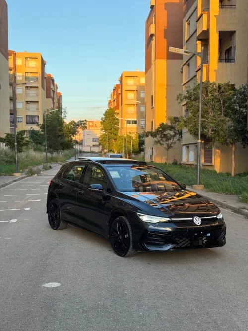 Volkswagen Golf 8 2025 Black black
