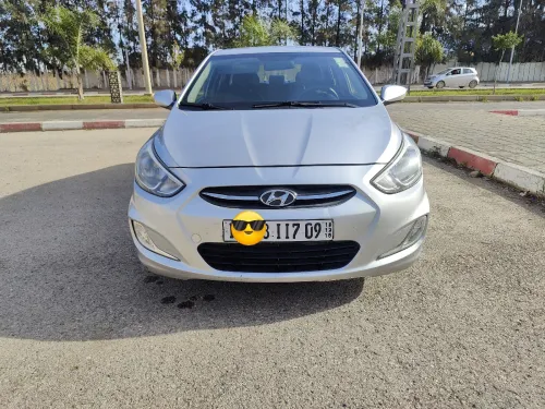 Hyundai Accent RB  4 portes 2017 Accent RB  4 portes