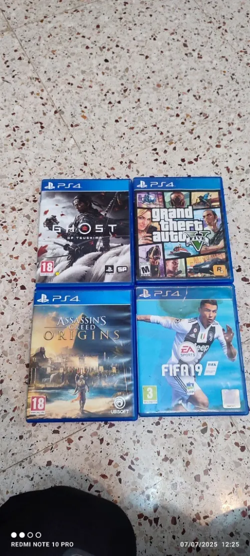 Playstation 4 slim