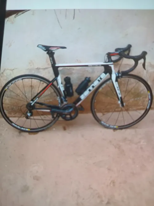 Vélo de course 