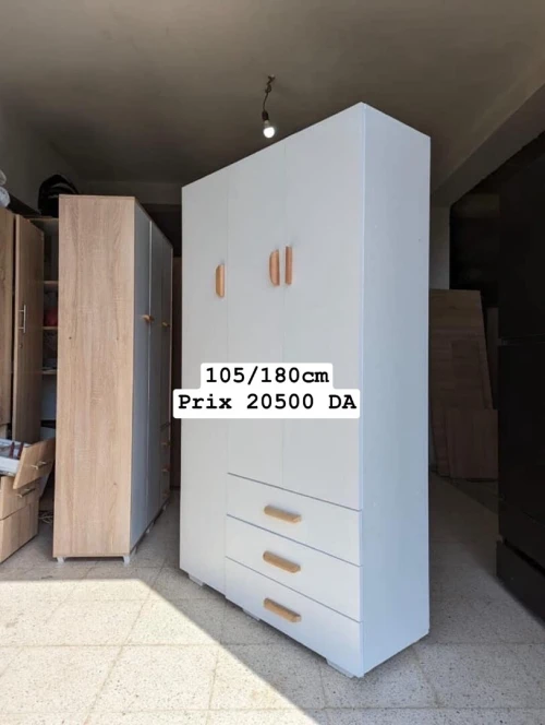 armoire 3 portes en melamine espagnol