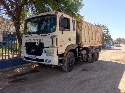 Hyundai HD 270 