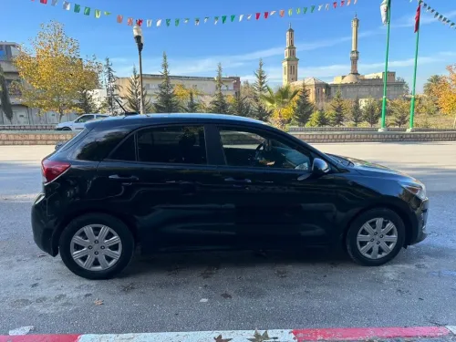Kia Rio 2022 