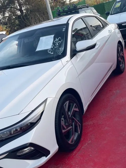 Hyundai ELANTRA 2025 FULL OPTION