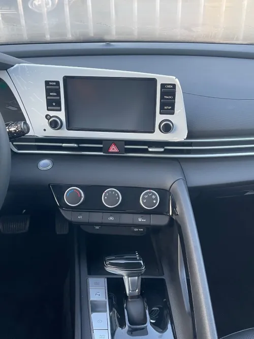 Hyundai ELANTRA 2025 FULL OPTION
