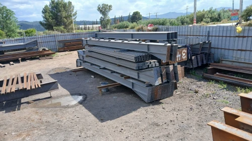Vente charpente métallique neuf 42x16x6