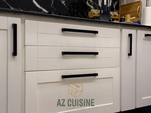 Fabrication de cuisine équipée moderne et rustique
