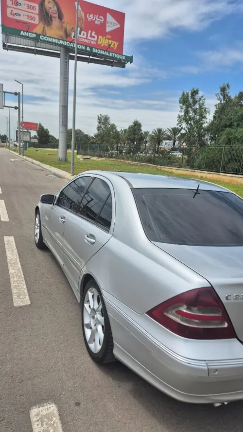Mercedes Classe C 2005 