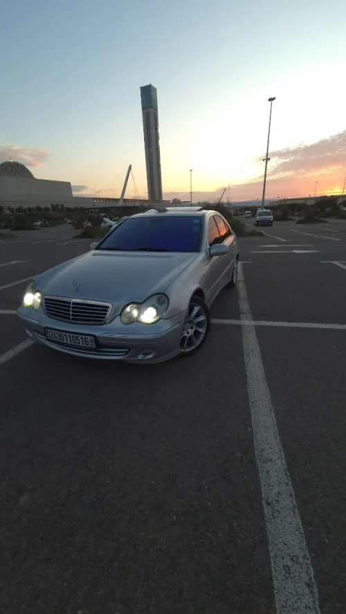 Mercedes Classe C 2005 