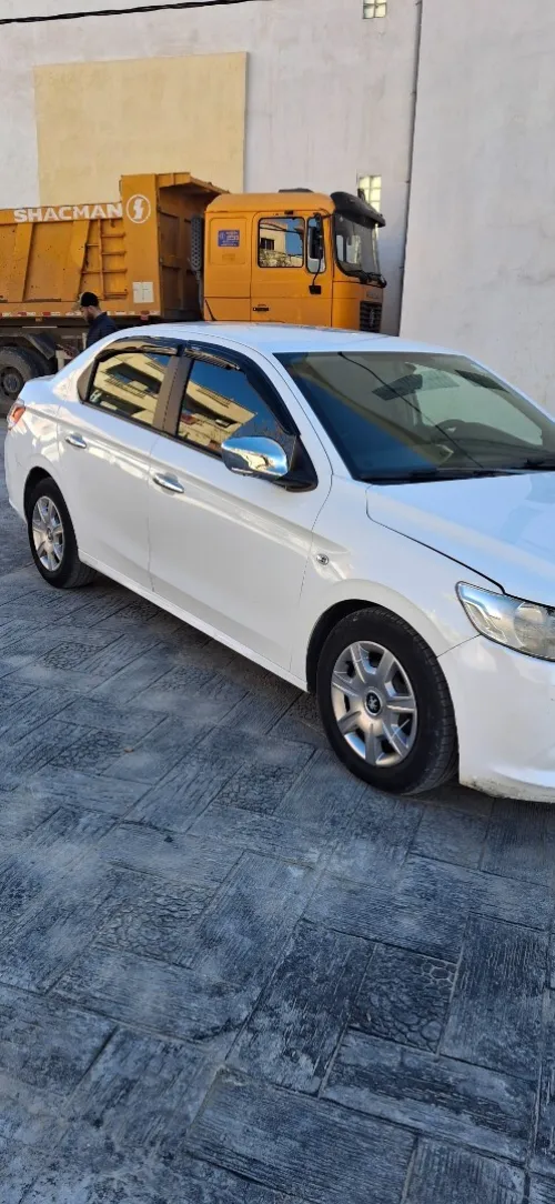 Peugeot 301 2013 