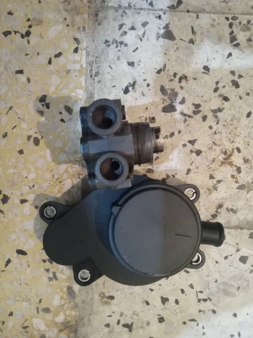 Piece moteur 4cdi mercides  c220