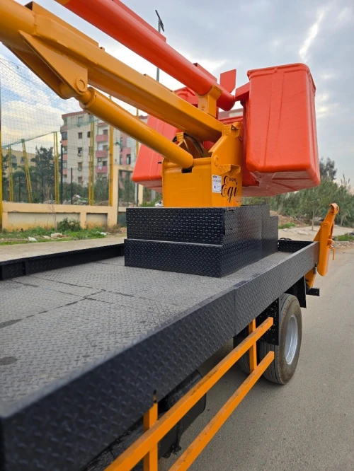 Yuejin Camion nacelle 2011