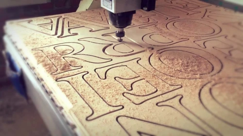 impression numérique grand format et Découpe MDF