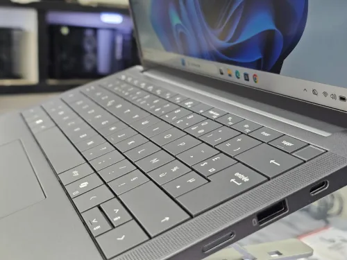 LAPTOP DELL PRO 14 PREMIUM INTEL CORE ULTRA 7 vPro 266V INTEL ARC GRAPHICS 140V 8GB 16GB 8533Mhz SSD 512GB NVMe Gen4