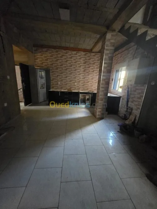Vente Appartement Niveau de villa F4 Annaba Annaba