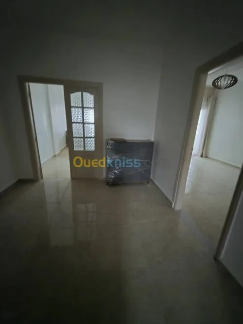 Location Appartement F4 Annaba Annaba