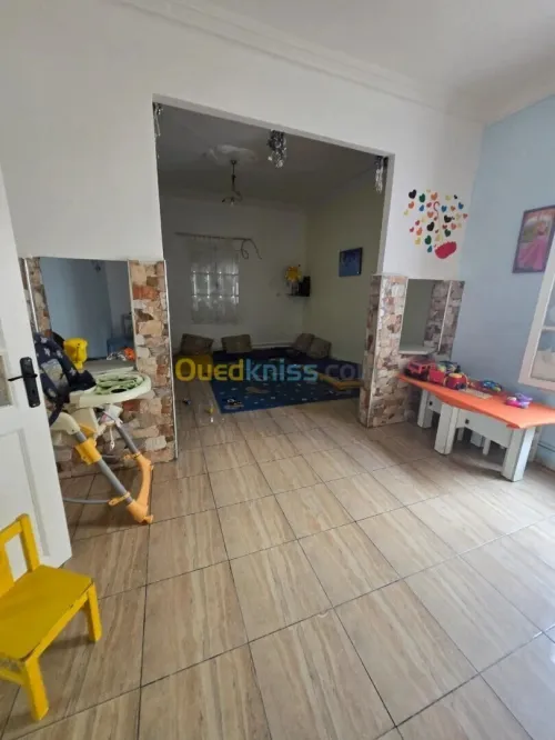 Location Appartement Niveau de villa F4 Annaba Annaba