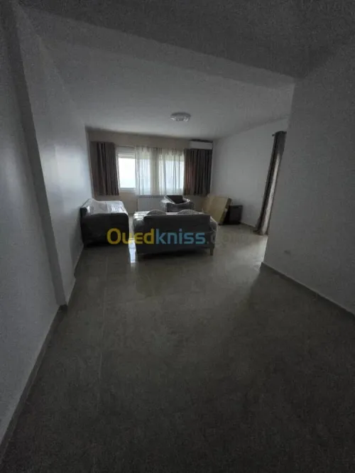 Location Appartement F4 Annaba Annaba
