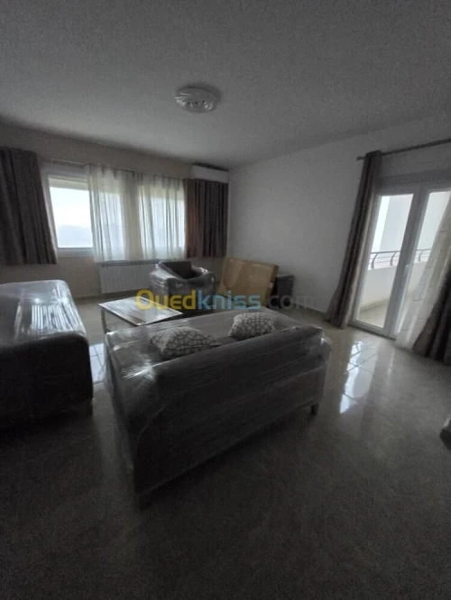 Location Appartement F4 Annaba Annaba