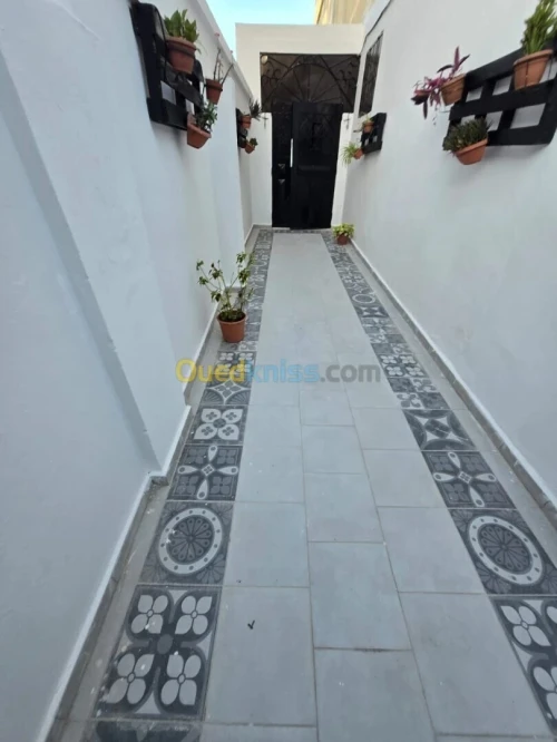 Location Appartement F4 Annaba Annaba