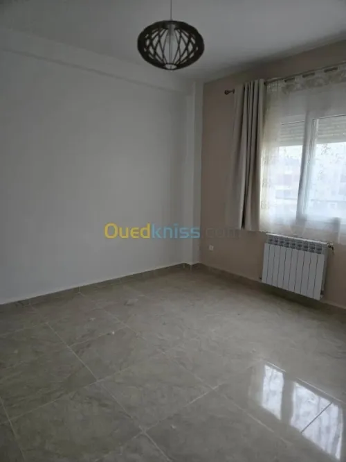 Location Appartement F4 Annaba Annaba