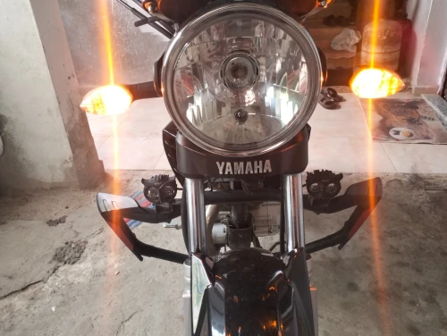 YAMAHA YBR 