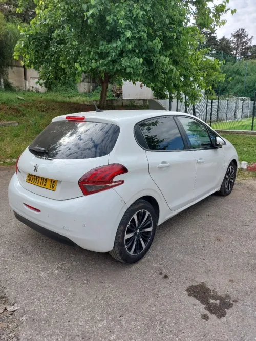 Peugeot 208 2019 Active Facelift
