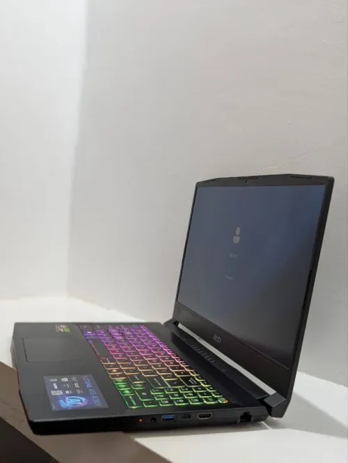 MSI KATANA 15 AI RYZEN 9 8945HS RTX 4070 8GB 16GB DDR5 + 1TB -- CABA USA Garantie 6 Mois