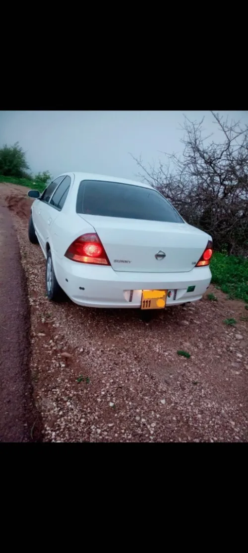 Nissan Sunny 2011 B10