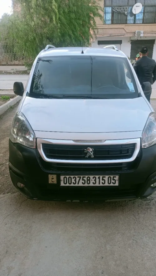Peugeot partner B9 2015 partner B9