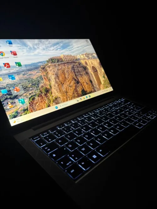  HP EliteBook 830 G7, i5 10eme, Gen 16Go RAM, SSD NVMe 256Go, Tactile, Importe d'Europe