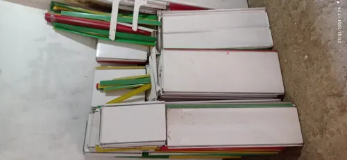 رفوف معدنية لمحل تجاري Etagères métalliques pour magasin
