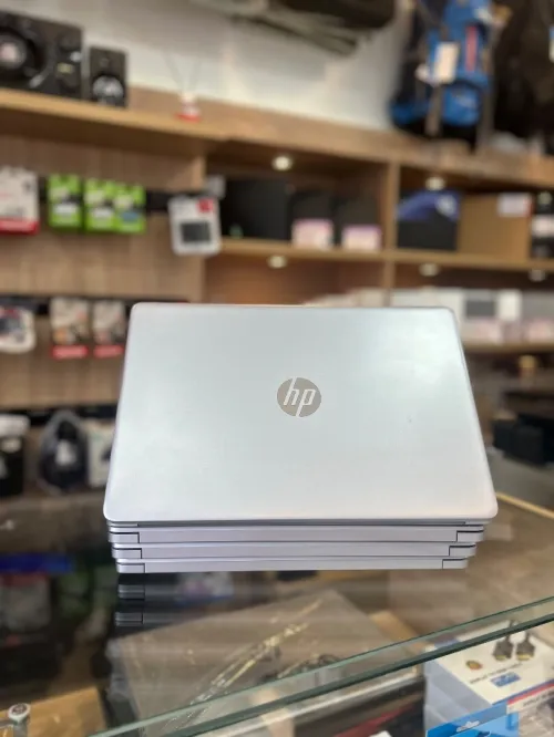 LAPTOP HP 250 G8 I5-1135G7 8GB 256GB SSD 15,6' FHD