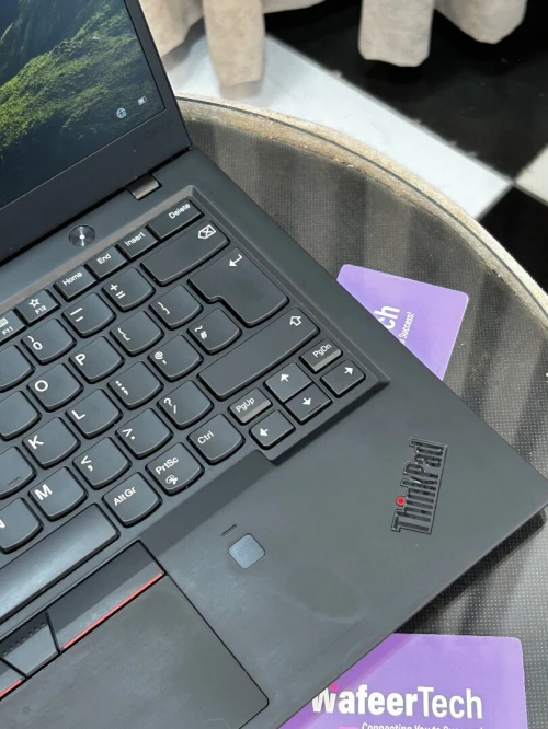 LENOVO X1 CARBON i5-8250U 8GB 256GB ÉCRAN 14"FHD