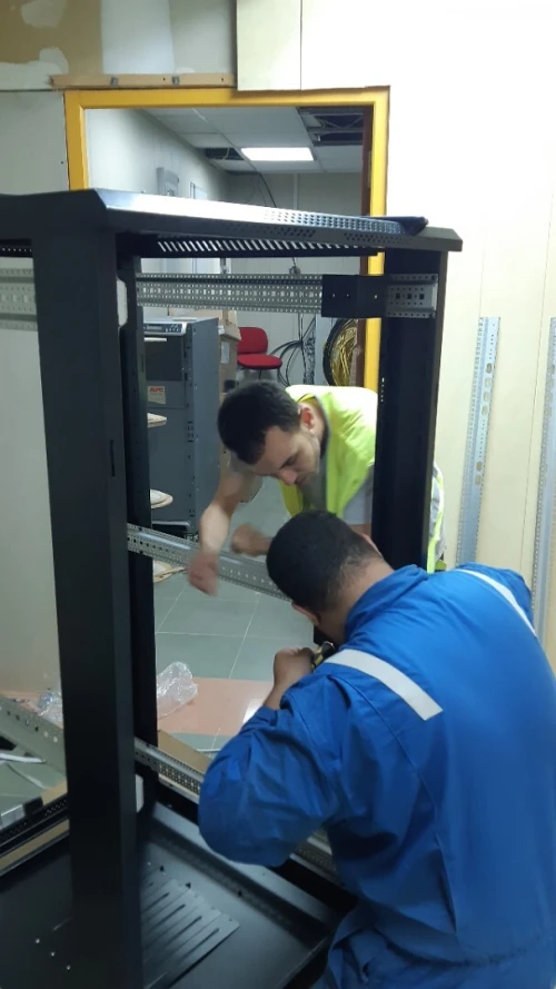 SARL WAFEERTECH : Solutions Réseaux & Maintenance Informatique (Rapide & Fiable)