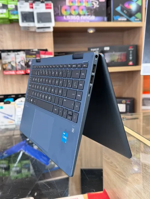 HP pavillon 14 neuf jamais utilisé i3-1315U 8GB 512GB ÉCRAN 14" FHD x360