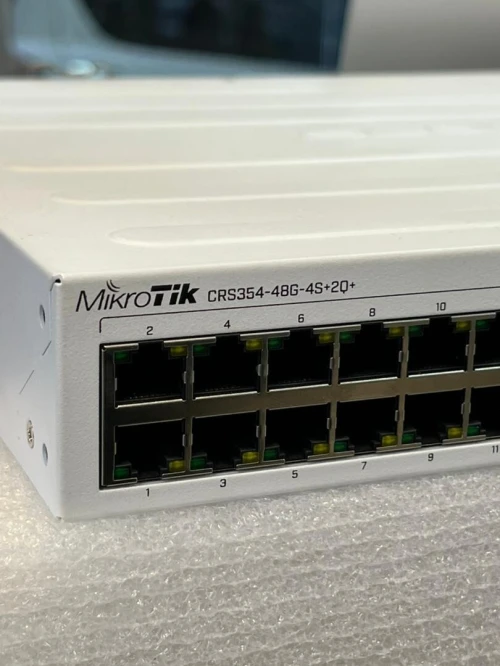 SWITCH 48 PORTS